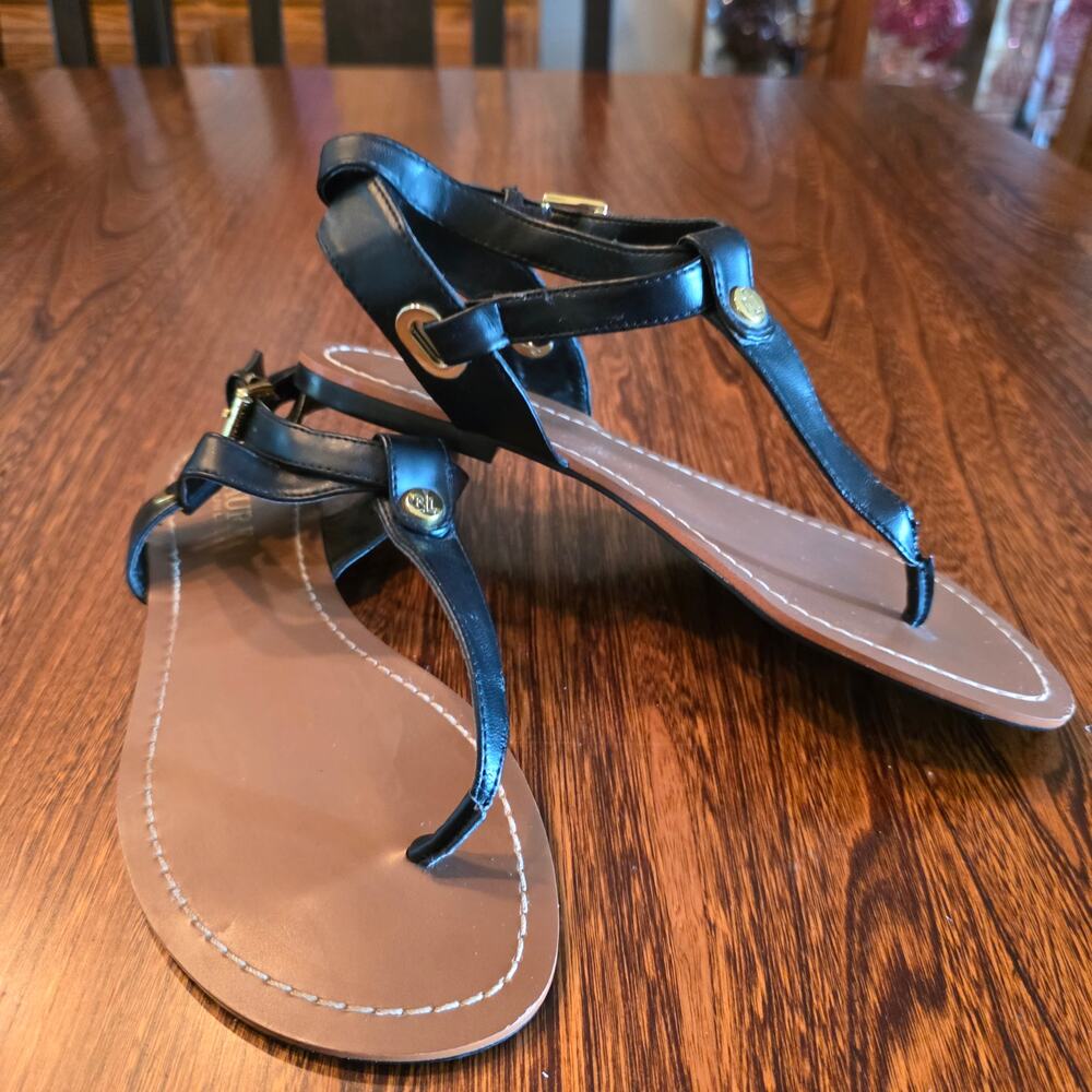 Ralph Lauren Black Sandals Gold Tone Accents Thong Strappy SZ 6 LOGO